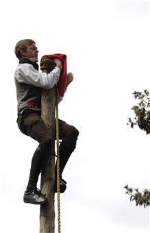 Leadership participates in Bedford Pole Capping