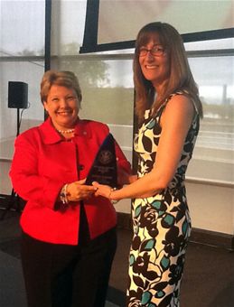 Hanscom employee wins excellent award